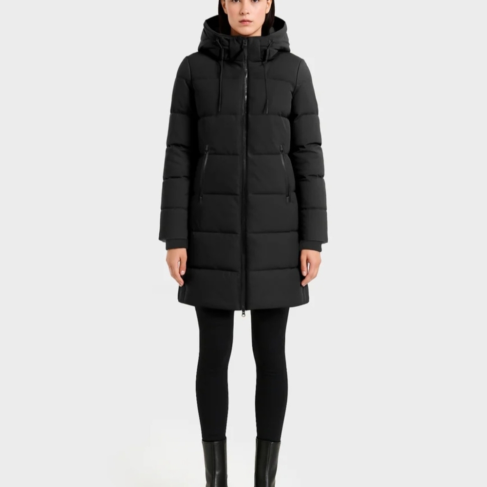 Women's Black Hooded Puffer Coat